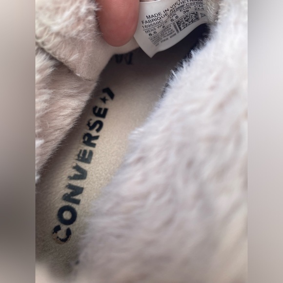 Run Star Hike 169550C Unisex  Beige Leather Sherpa Chuck Taylor Hi-Rise 6.5M 8W - Picture 9 of 11